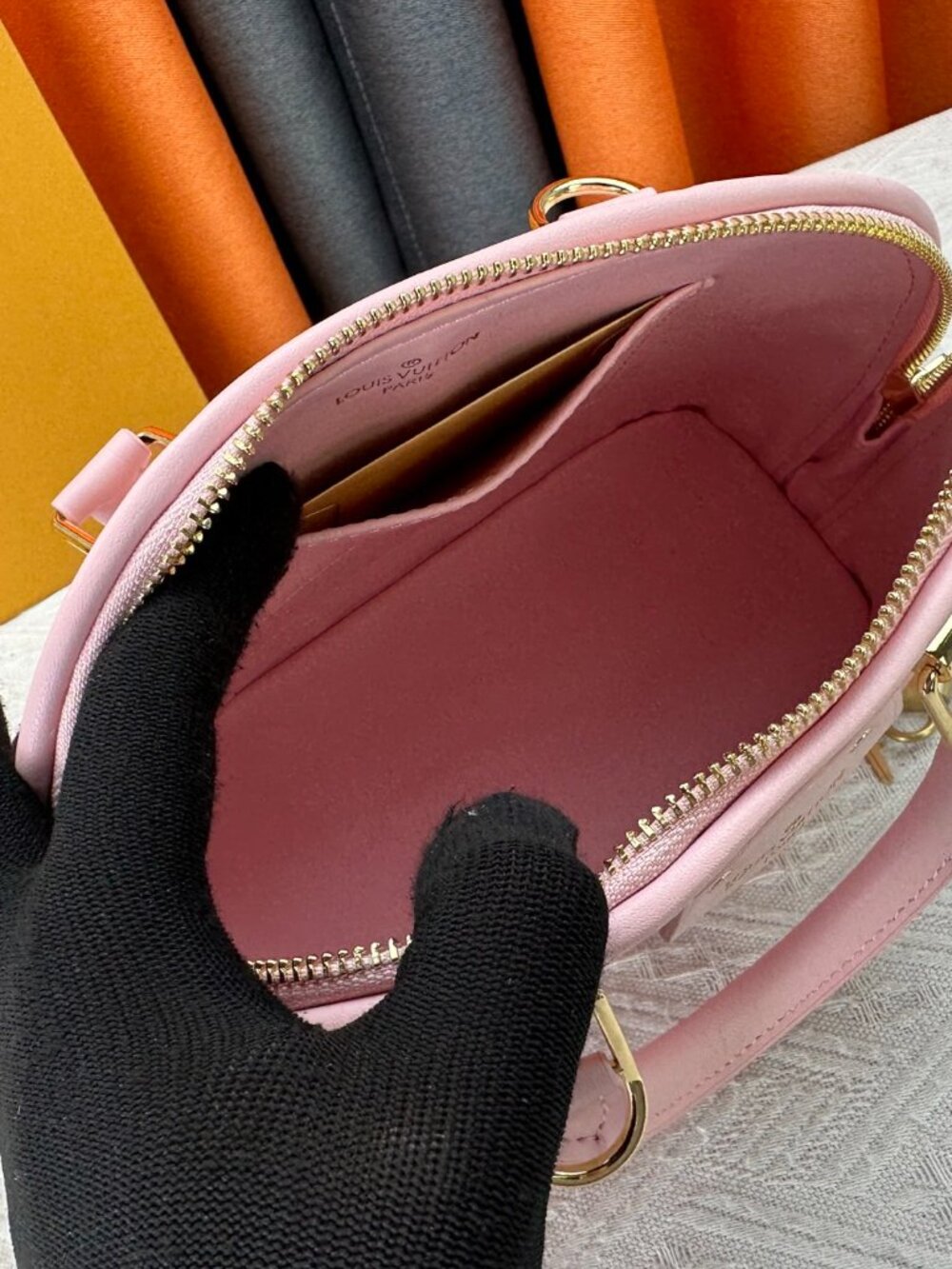 NWT - Louis Vuitton Authentic Bags - Picture 9 of 9